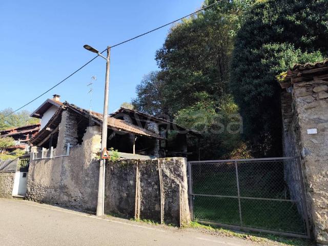 Rustico in vendita a Mornerona, Invorio