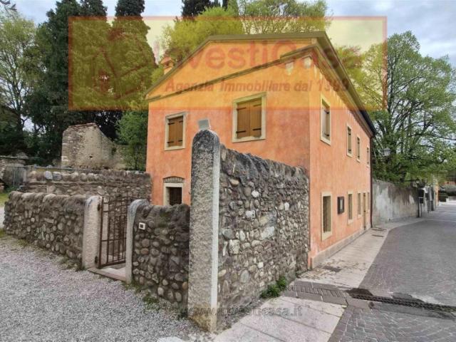 Rustico in vendita a Lazise, Veneto