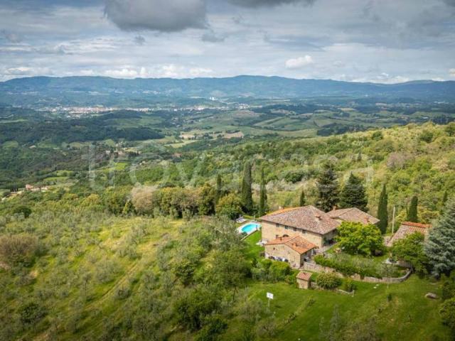 Rustico in vendita a Loro Ciuffenna, Toscana