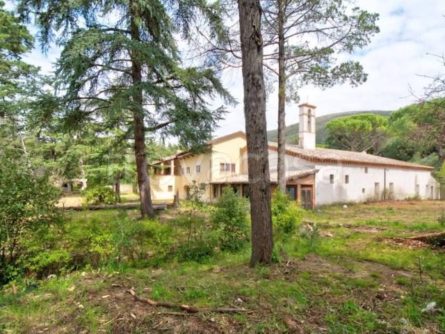 Rustico in vendita a Lugnano In Teverina, Umbria