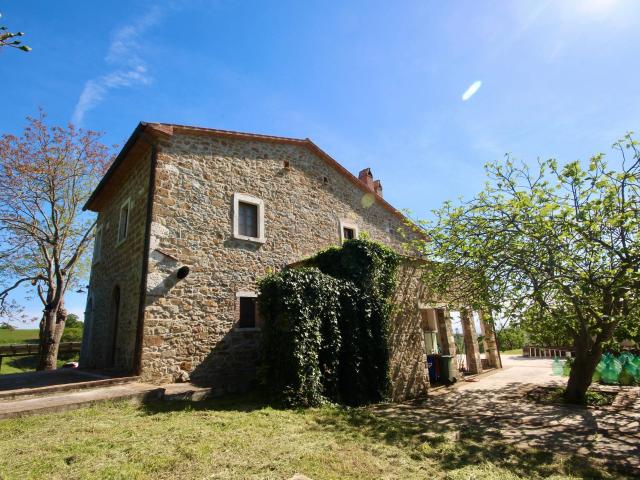 Rustico in vendita a Unione di Comuni Montani Colline del Fiora, Manciano