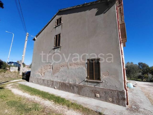 Rustico in vendita a Ca' Agostini, Mombaroccio