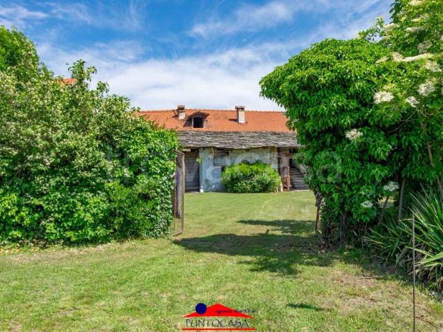 Rustico in vendita a Monastero, Piemonte