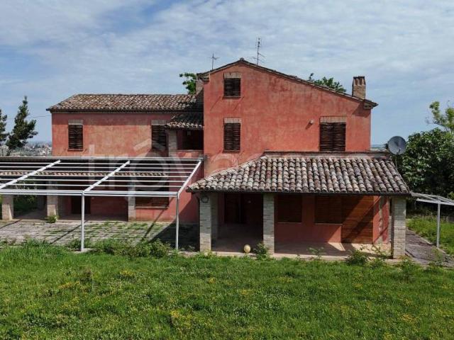 Rustico in vendita a Marche, Fermo