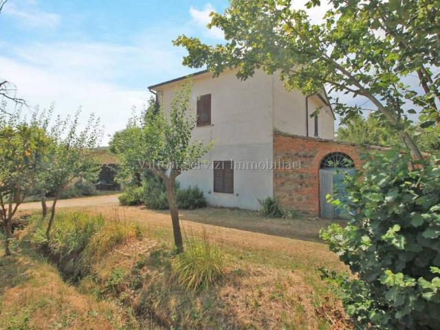 Rustico in vendita a Abbadia Di Montepulciano, Toscana