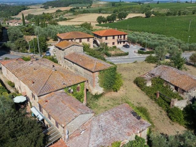 Rustico in vendita a Monteriggioni, Siena