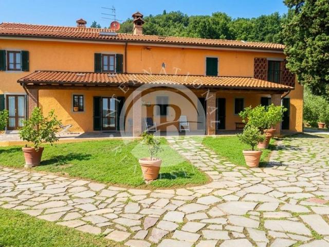 Rustico in vendita a Monsummano Terme, Pistoia