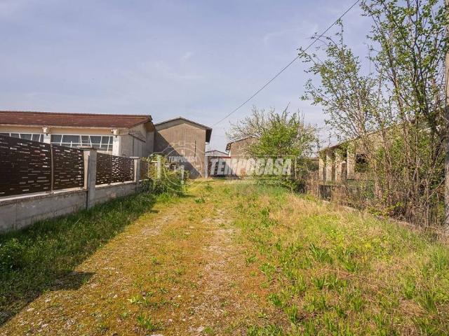 Rustico in vendita a Montichiari, Lombardia