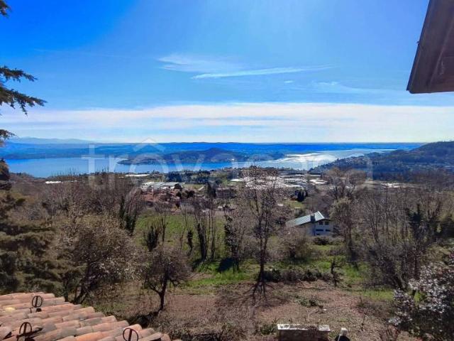 Villa Indipendente in vendita a Tapigliano, Nebbiuno