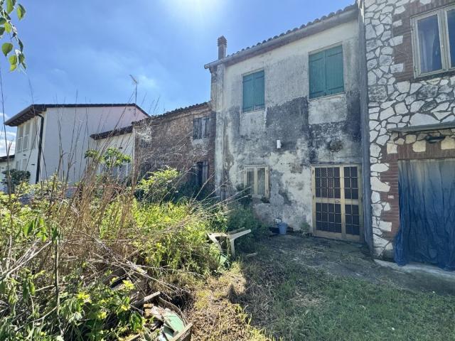Rustico in vendita a Noventa Vicentina, Veneto