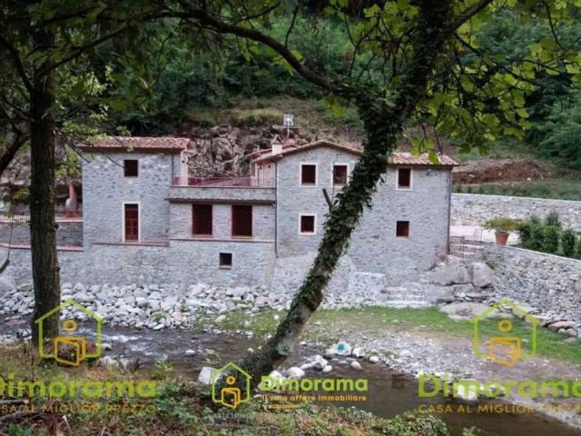 Rustico in vendita a Ponte di Sorana, Uzzano E Castello