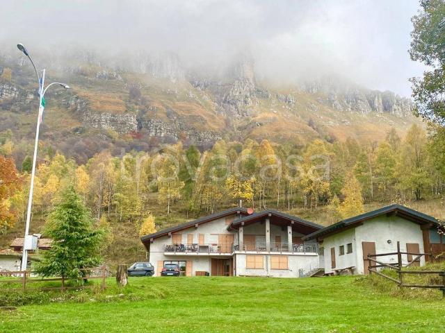 Rustico in vendita a Ballabio, Lombardia