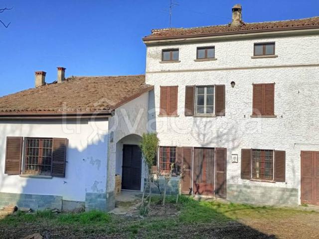 Rustico in vendita a Pietra De' Giorgi, Lombardia