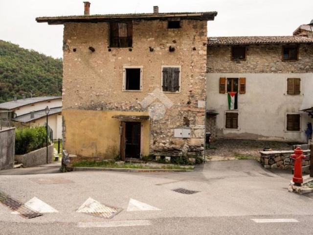 Rustico in vendita a Comunità della Vallagarina, Pomarolo