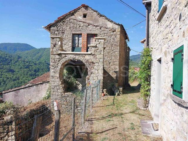 Rustico in vendita a Navola, Pontremoli