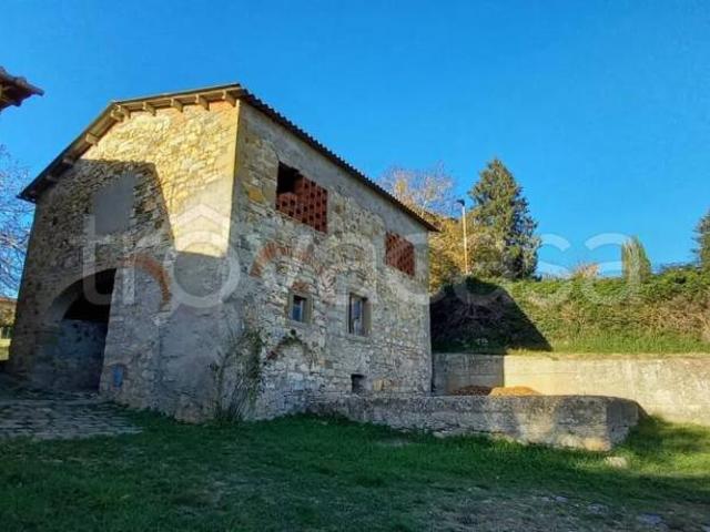 Rustico in vendita a Castel San Niccolò, Toscana