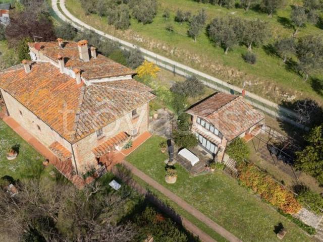 Rustico in vendita a Unione di Comuni Valdarno e Valdisieve, Reggello