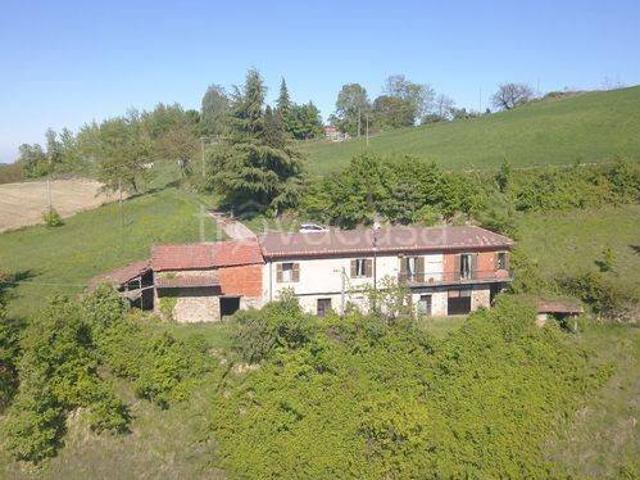 Rustico in vendita a Piemonte, Asti