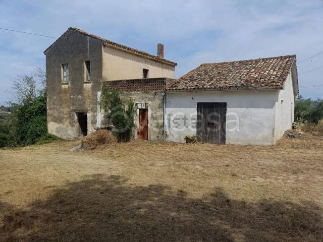 Rustico in vendita a Rosciano, Abruzzo