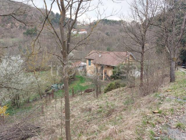 Rustico in vendita a Rossiglione, Liguria