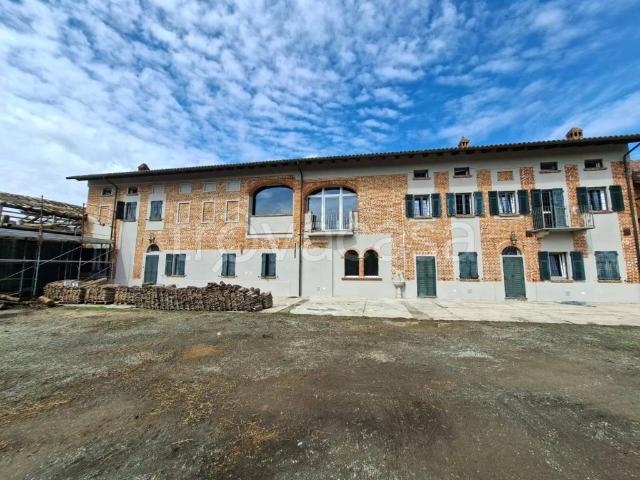 Rustico in vendita a Piazzolo, San Salvatore Monferrato