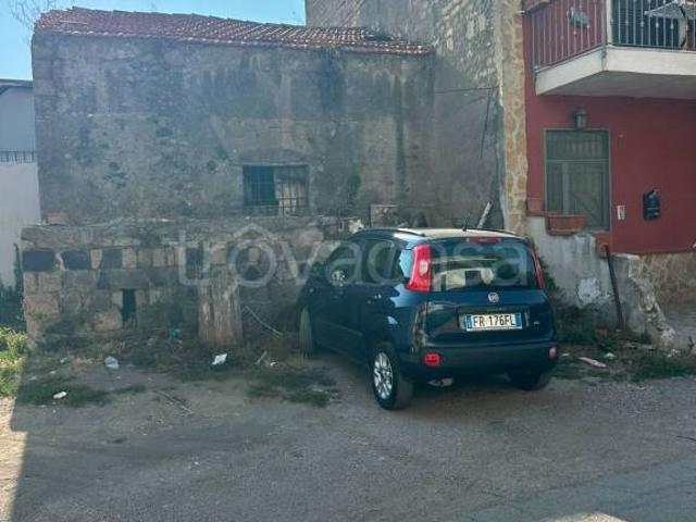 Rustico in vendita a Somma Vesuviana, Campania