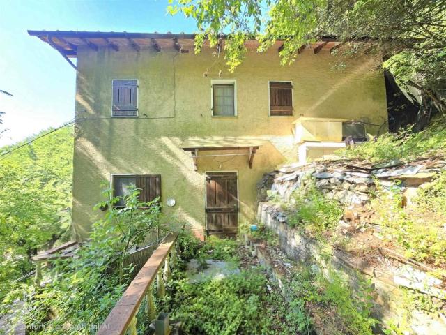 Rustico in vendita a Stazzema, Toscana