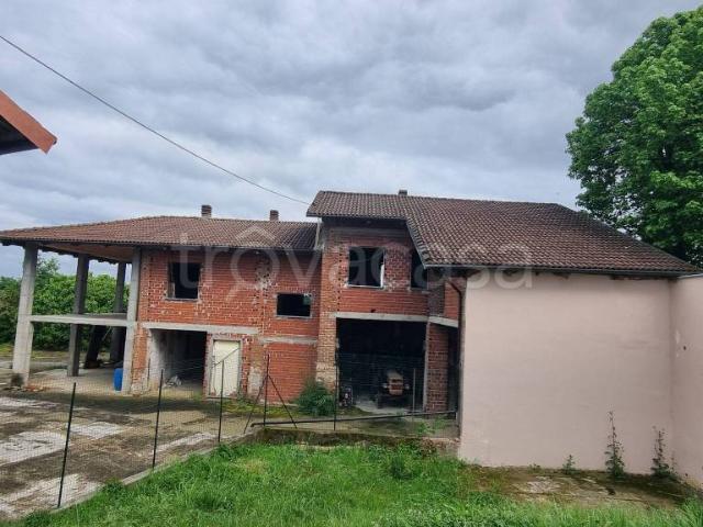 Rustico in vendita a Piemonte, Asti