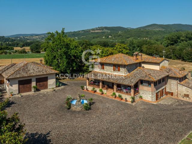 Rustico in vendita a Izzalini, Umbria