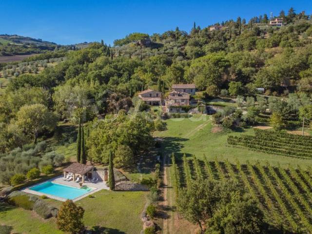 Rustico in vendita a Pontecuti, Todi