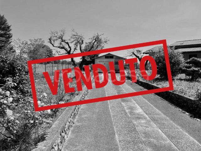 Rustico in vendita a Valeriano / Valarian, Pinzano al Tagliamento / Pinçan