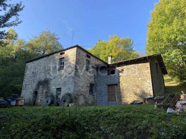 Rustico in vendita a Varsi, Reggio Emilia