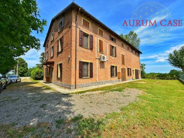 Rustico in vendita a Unione dei comuni del Sorbara, Nonantola