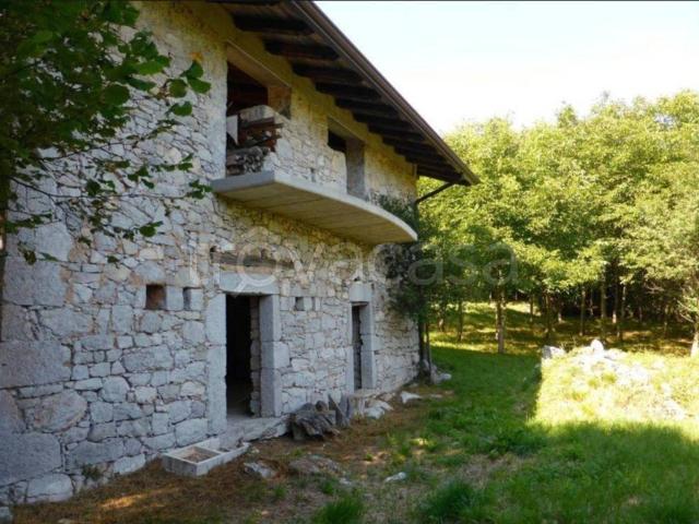 Rustico in vendita a Vito D'asio, Friuli-Venezia Giulia