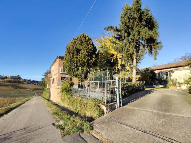 Rustico in vendita a Piemonte, Asti