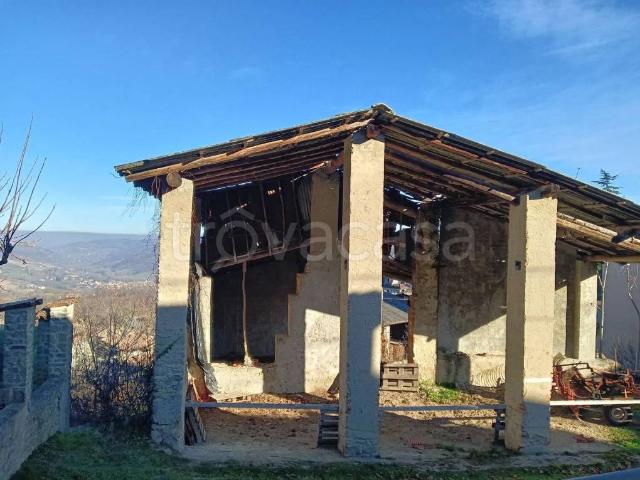 Rustico in vendita a Alta Val Tidone, Trebecco