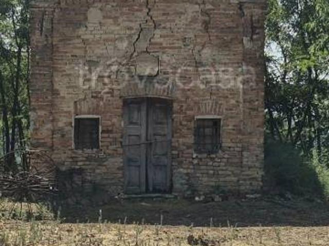 Rustico in vendita a Castiglione, Piemonte