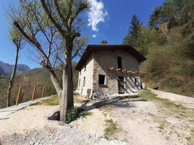 Box in vendita a Comunità montana della Valle Sabbia, Lavenone