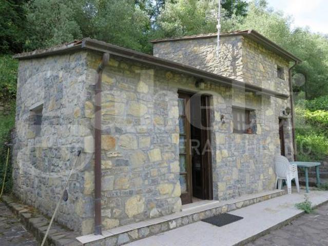 Box in vendita a Lerici, Liguria