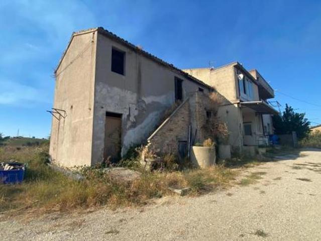 Box in vendita a Roseto Degli Abruzzi, Abruzzo