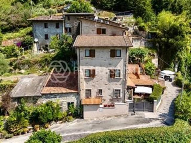 Rustico in vendita a Capriglia, Pietrasanta