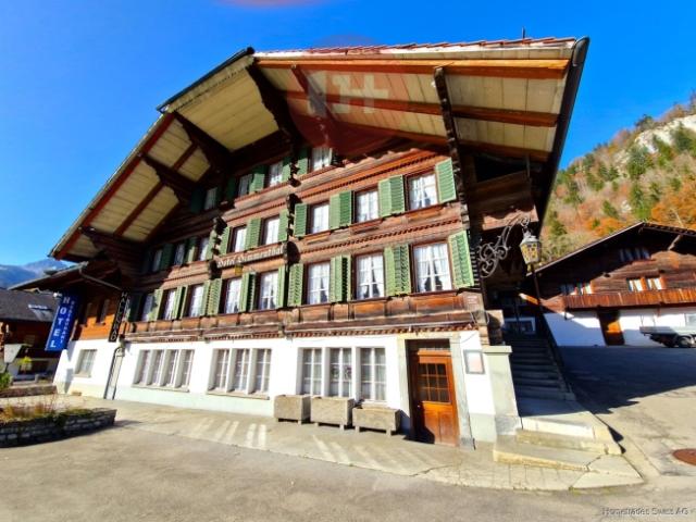 Zweifamilienhaus kaufen in Boltigen, Bern