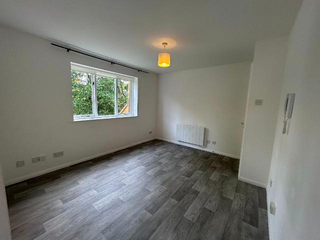 Studio for rent in Charlton Riverside, Greater London