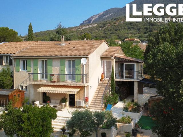 Maison vente à Apt, Rustrel