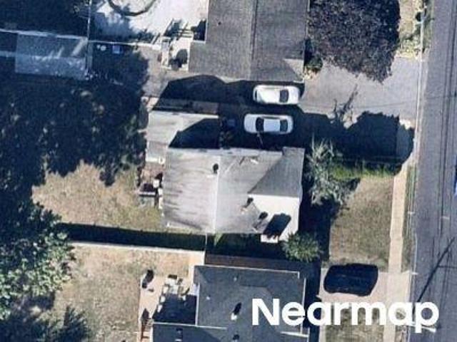 House for sale in Avenel, New Jersey