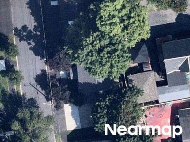 Property for sale in Highlands, Lowell