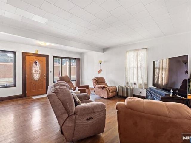 House for sale in Rutherford, New Jersey