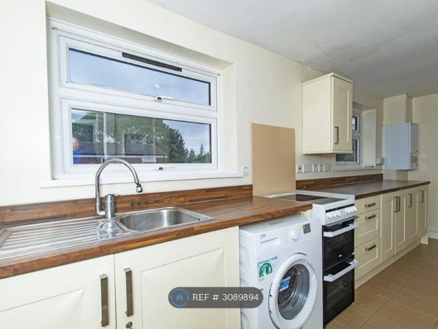 Apartment for rent in Oak Hill Park, Liverpool