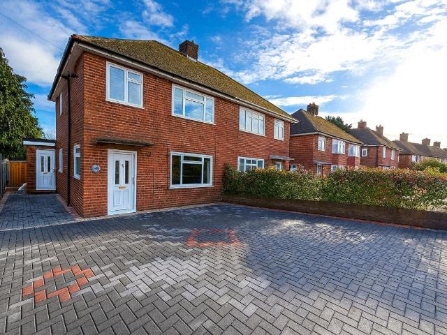 House for rent in Castlefield, Cressex