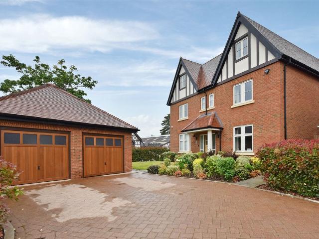 House for rent in Swallow, Buckinghamshire